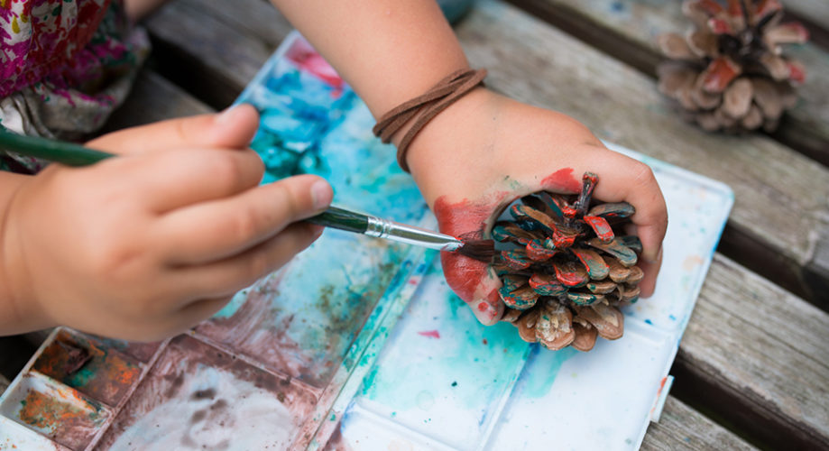Reggio Emilia classrooms often utilize natural materials, such as leaves, rocks, sticks, and pinecones as well as found or recycled items, to inspire creativity, problem-solving, and self-directed learning experiences.